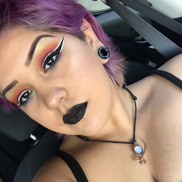 Meet your Posher, Amarissa - Picture 4 of 6